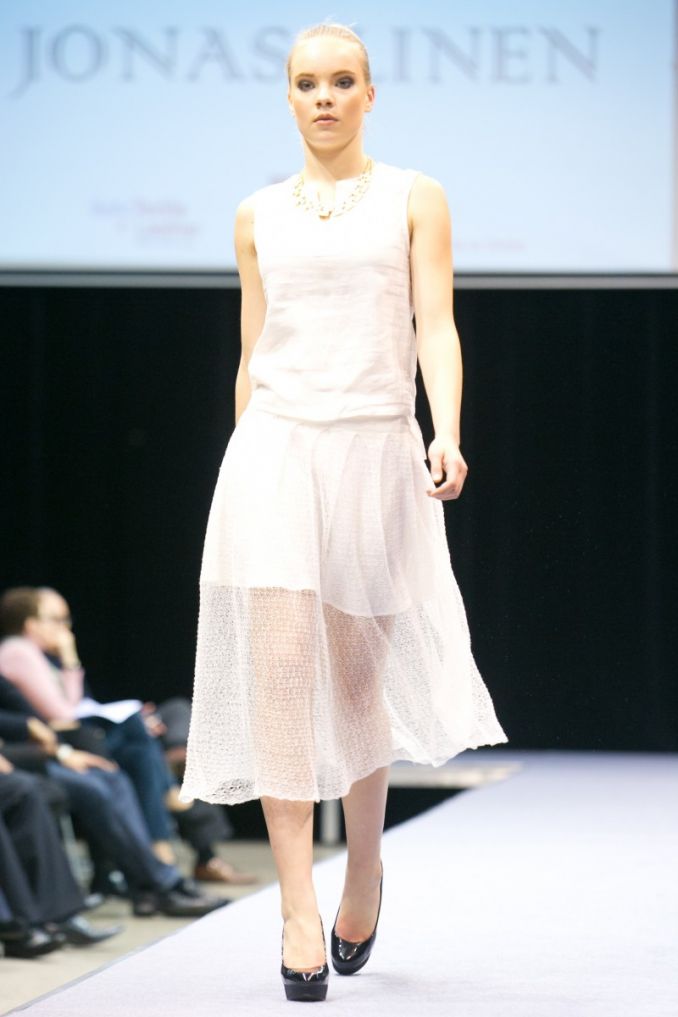 JONAS LINEN modelis