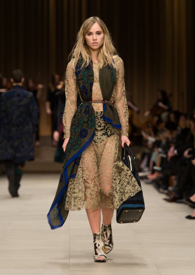 Suki Waterhouse