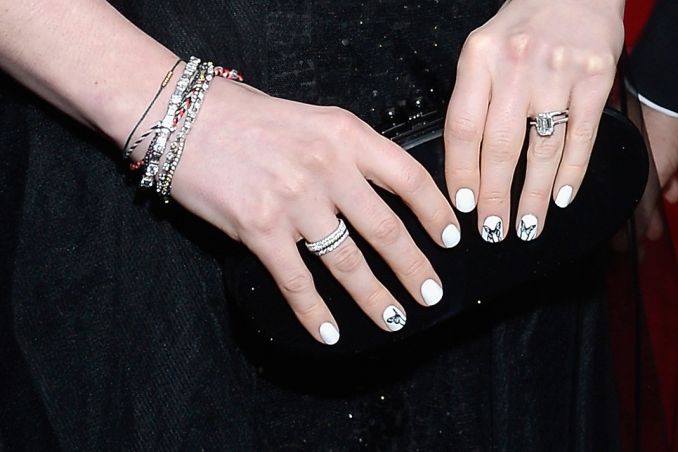 Anne Hathaway