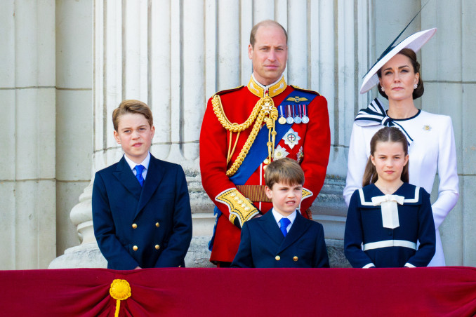 Britų princesė Kate pirmą kartą nuo vėžio diagnozės vyksta į užsienį