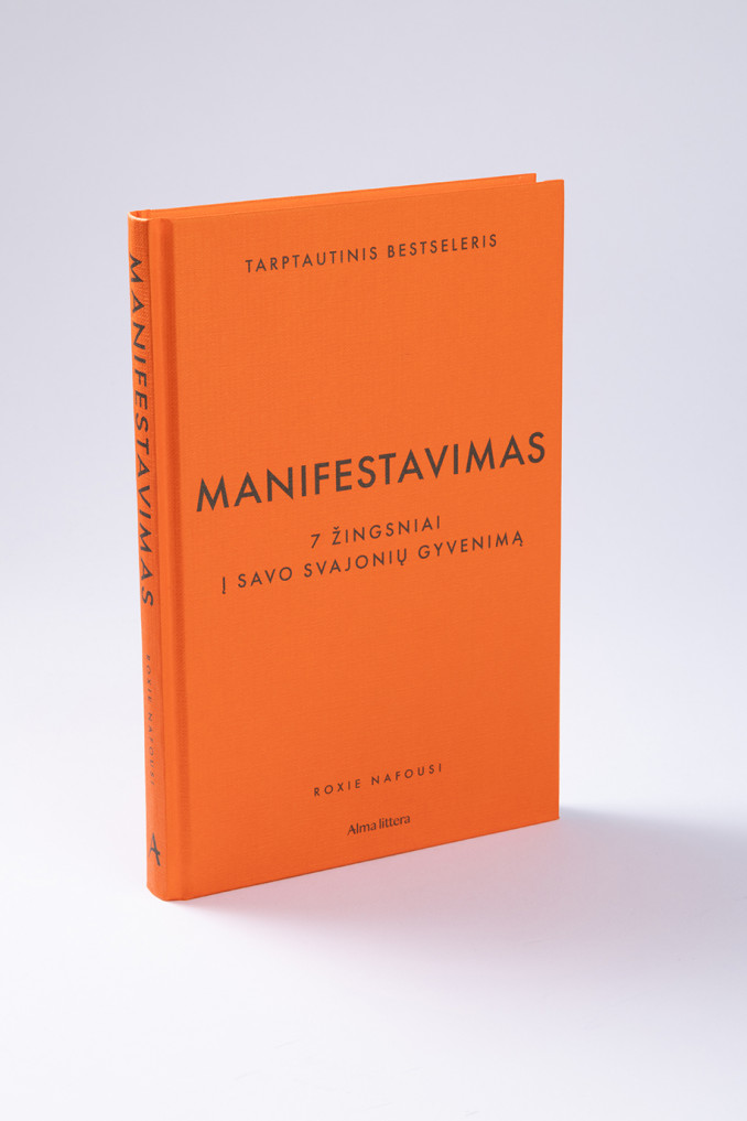 Leidykla „Alma littera“ surikiavo 2025 metų populiariausių knygų sąrašą: kas jo viršūnėse?