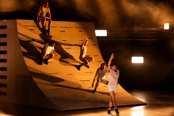 „Auksinių scenos kryžių“ apdovanojimai