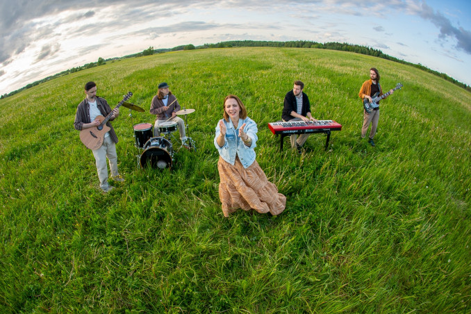 Ieva Narkutė ir jos nebūti dalykai naujame vaizde klipe: nustebsite, kaip jis nufilmuotas