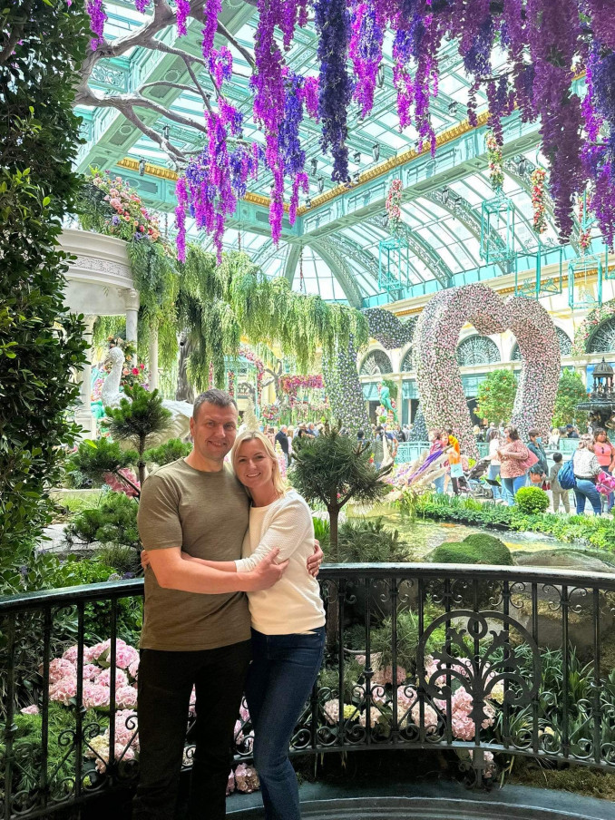 Auksė Šiugždinienė (Lavisa Spell) su vyru