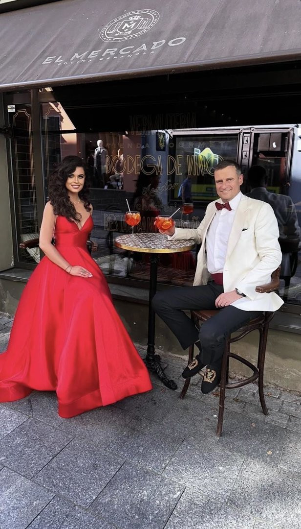 Verslininkas Danielius Bunkus į draugų vestuves atvyko su modeliu S. Pancerevaite: atskleidė, ar jie pora