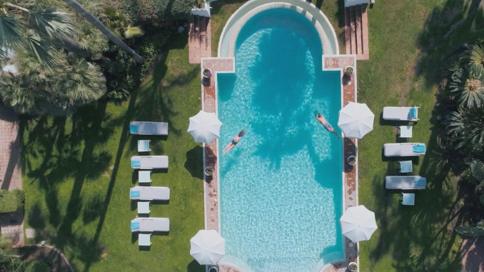 Vilas pardavinėjanti Sonata apie milijonierių įnorius: „Trys aukštai po žeme, bunkeriai ir panikos kambariai“