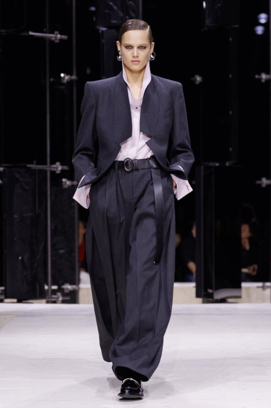 „Givenchy“ 2026-ųjų rudens kolekcija