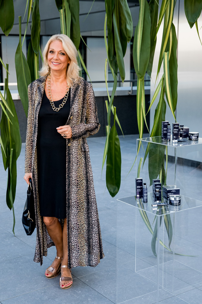 Gražina Baikštytė INTENSIVE HYALURONIC paakių serumo pristatymo renginyje.