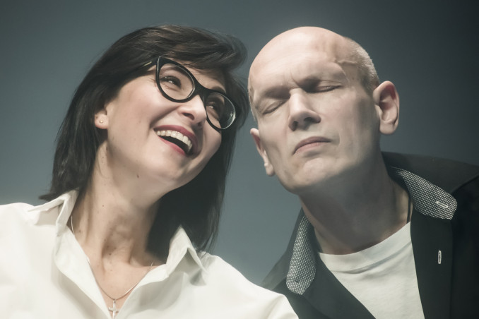 Adrija Čepaitė – Marianė, Povilas Budrys – Johanas. Ingmar Bergman, „Scenos iš vedybinio gyvenimo“, rež. Vytautas Rumšas, LNDT, 2019.