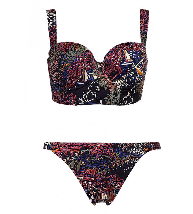 Maudymosi kelnaitės, 15,99 Eur; liemenėlė, 29,99 Eur