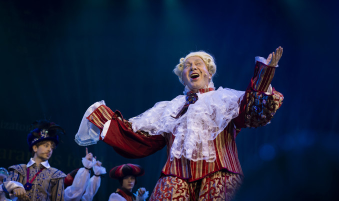 Riešutėliai Pelenei